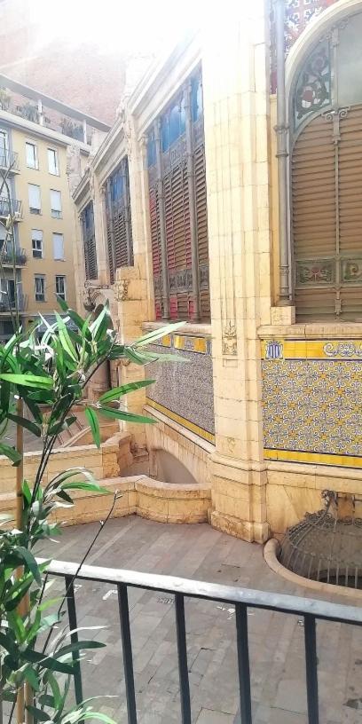 Precioso Apartamento Frente Del Mercado Central 발렌시아 외부 사진